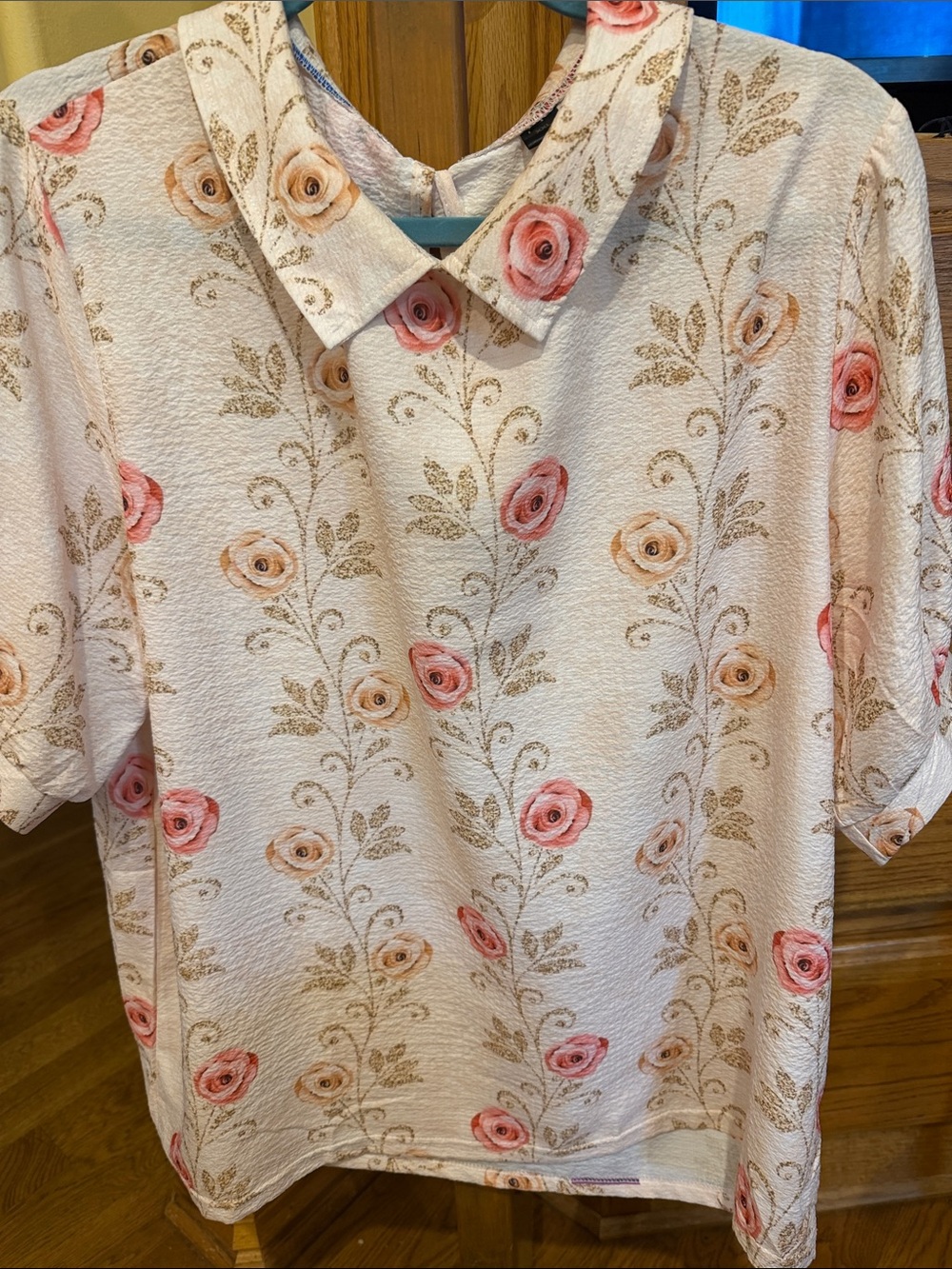 Women's Cream Floral Collared Shirt - Short Sleeve